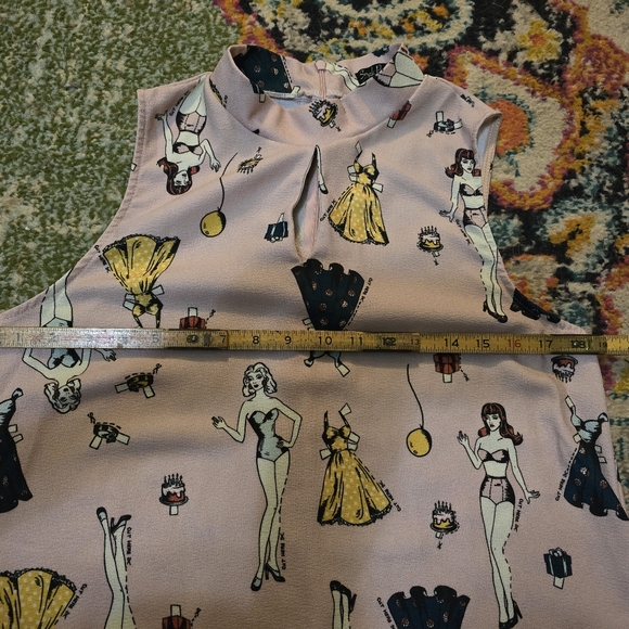 SMAK PARLOUR PAPERDOLL PATTERN SZ L DRESS. *BELT NOT INCLUDED* - Picture 3 of 8